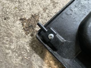 bontott SUZUKI SWIFT II Kalaptartó