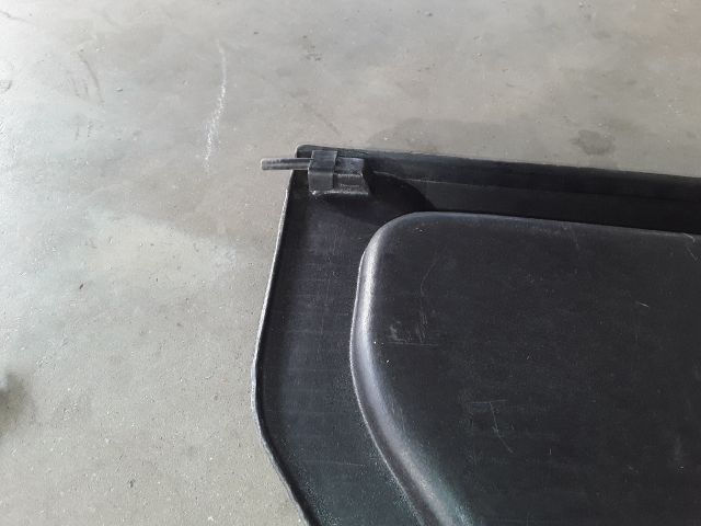 bontott SUZUKI SWIFT II Kalaptartó