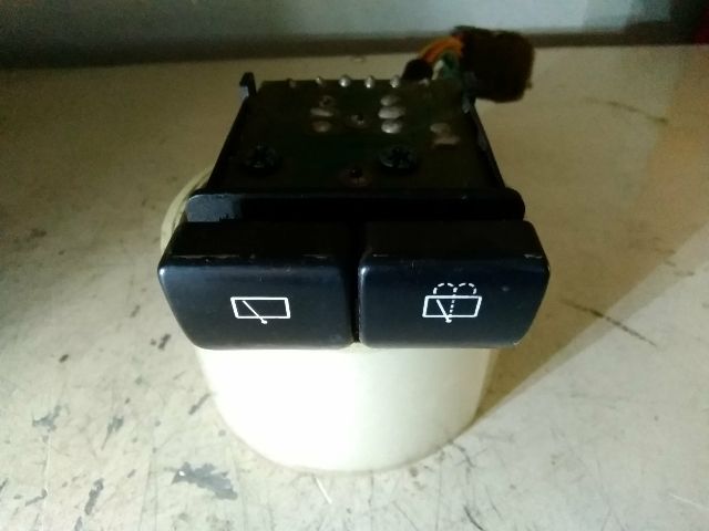 bontott SUZUKI SWIFT II Kapcsoló (Magában)