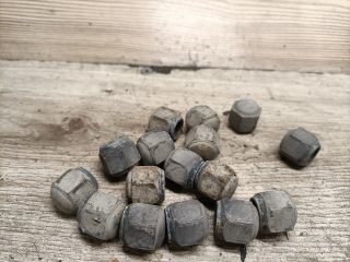 bontott SUZUKI SWIFT II Kerék Csavar Szett