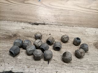 bontott SUZUKI SWIFT II Kerék Csavar Szett