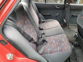 bontott SUZUKI SWIFT II Kesztyűtartó Ajtó