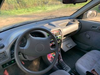 bontott SUZUKI SWIFT II Kesztyűtartó