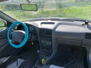 bontott SUZUKI SWIFT II Kesztyűtartó