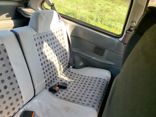 bontott SUZUKI SWIFT II Kesztyűtartó