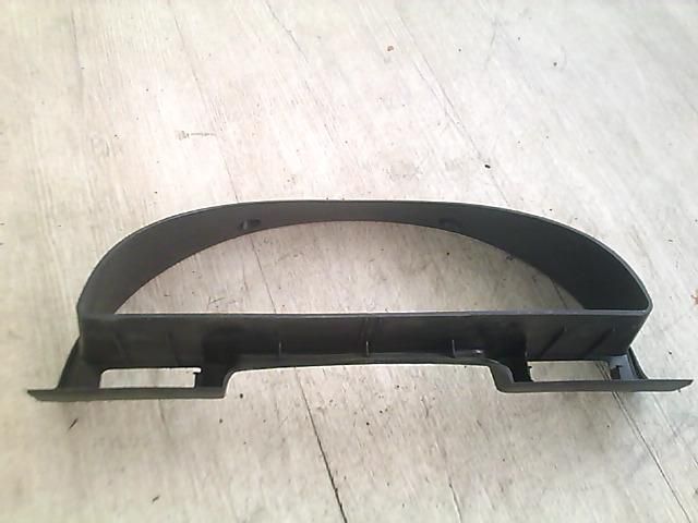 bontott SUZUKI SWIFT II Kilométeróra Keret