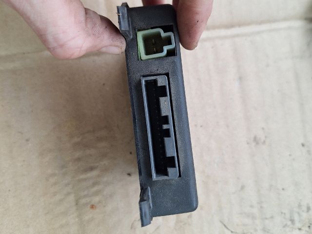 bontott SUZUKI SWIFT II Klíma Kapcsoló