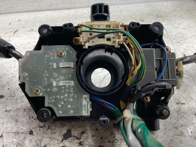 bontott SUZUKI SWIFT II Komplett Kormánykapcsoló (Bajuszkapcsoló)