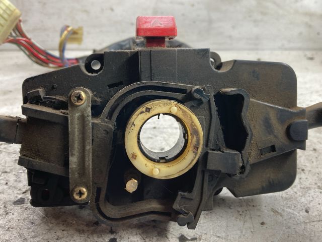 bontott SUZUKI SWIFT II Komplett Kormánykapcsoló (Bajuszkapcsoló)