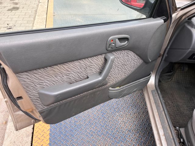 bontott SUZUKI SWIFT II Komplett Kormánykapcsoló (Bajuszkapcsoló)