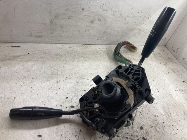 bontott SUZUKI SWIFT II Komplett Kormánykapcsoló (Bajuszkapcsoló)