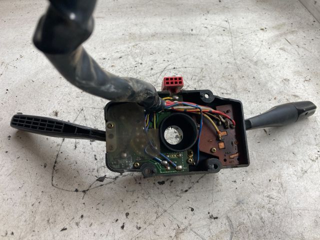 bontott SUZUKI SWIFT II Komplett Kormánykapcsoló (Bajuszkapcsoló)