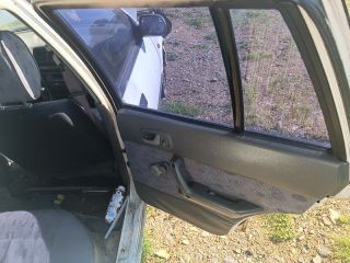 bontott SUZUKI SWIFT II Középső Szellőző