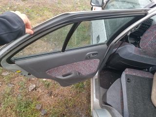 bontott SUZUKI SWIFT II Középső Szellőző