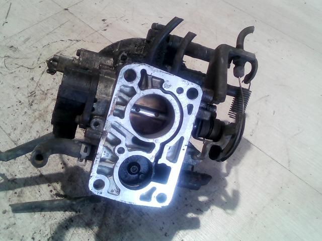 bontott SUZUKI SWIFT II Központi Injektor