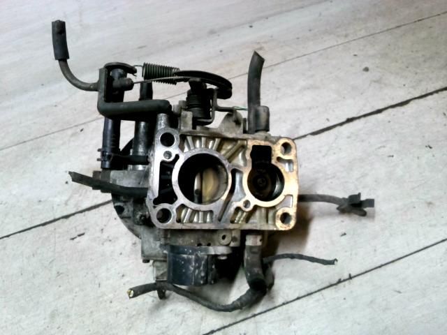 bontott SUZUKI SWIFT II Központi Injektor