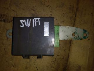 bontott SUZUKI SWIFT II Központizár Elektronika