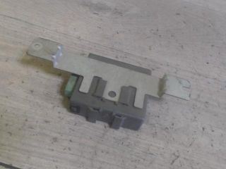 bontott SUZUKI SWIFT II Központizár Elektronika