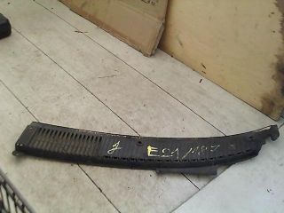 bontott SUZUKI SWIFT II Levélrács