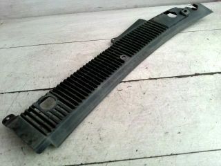 bontott SUZUKI SWIFT II Levélrács