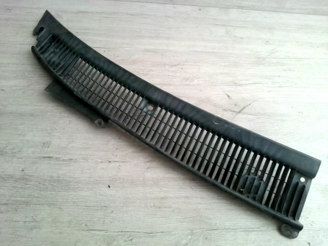 bontott SUZUKI SWIFT II Levélrács