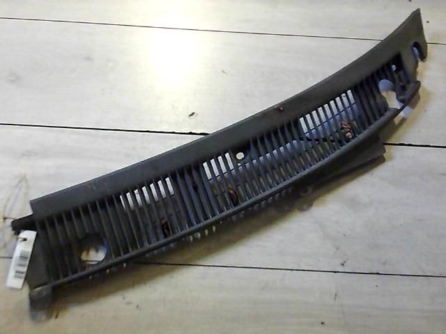 bontott SUZUKI SWIFT II Levélrács