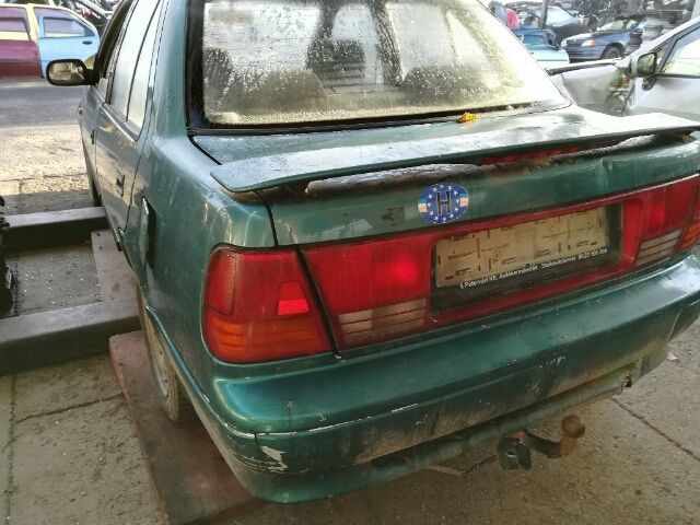 bontott SUZUKI SWIFT II Motorháztető Bal Zsanér