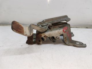 bontott SUZUKI SWIFT II Motorháztető Zárszerkezet