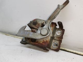 bontott SUZUKI SWIFT II Motorháztető Zárszerkezet