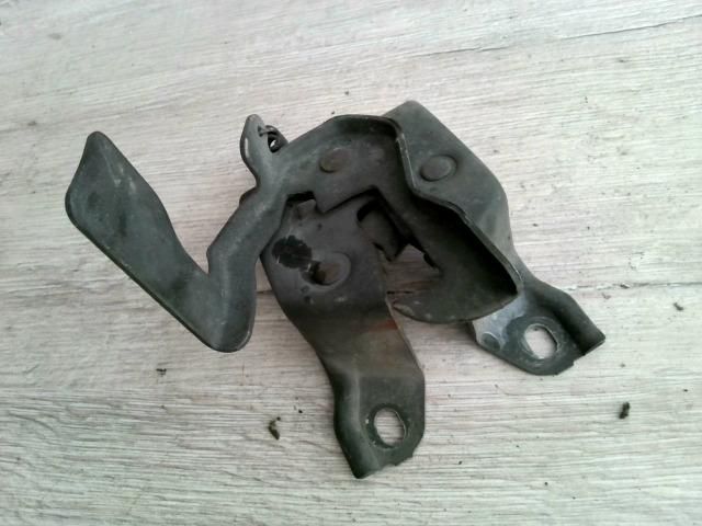 bontott SUZUKI SWIFT II Motorháztető Zárszerkezet