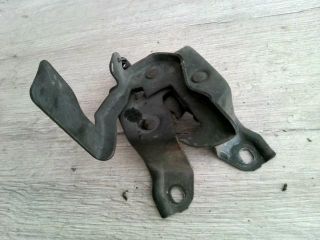 bontott SUZUKI SWIFT II Motorháztető Zárszerkezet