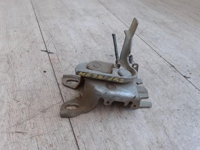 bontott SUZUKI SWIFT II Motorháztető Zárszerkezet