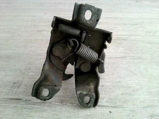 bontott SUZUKI SWIFT II Motorháztető Zárszerkezet