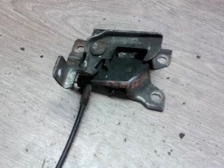 bontott SUZUKI SWIFT II Motorháztető Zárszerkezet