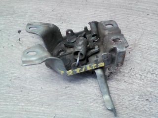 bontott SUZUKI SWIFT II Motorháztető Zárszerkezet