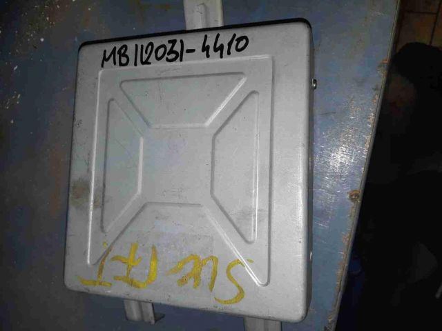 bontott SUZUKI SWIFT II Motorvezérlő