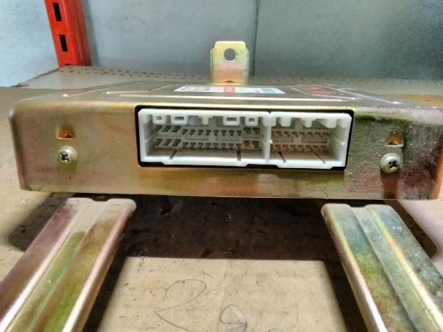 bontott SUZUKI SWIFT II Motorvezérlő