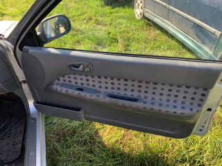 bontott SUZUKI SWIFT II Műszerfal Héj