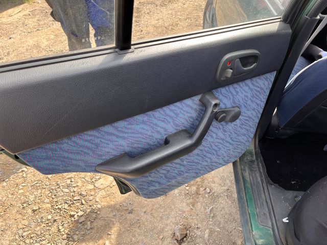 bontott SUZUKI SWIFT II Műszerfal Héj