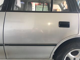 bontott SUZUKI SWIFT II Műszerfal Jobb Hangszóró Burkolat