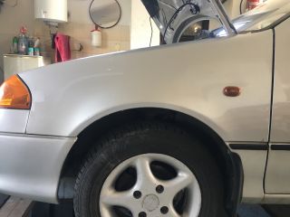 bontott SUZUKI SWIFT II Műszerfal Jobb Hangszóró Burkolat