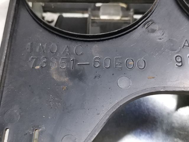 bontott SUZUKI SWIFT II Pohártartó