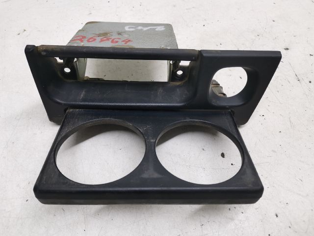 bontott SUZUKI SWIFT II Pohártartó