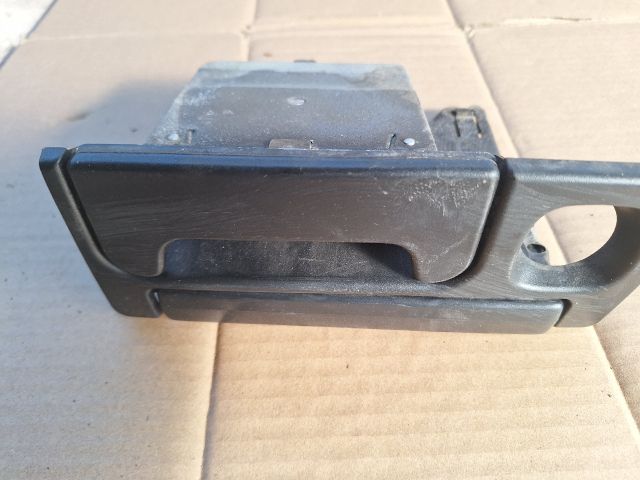 bontott SUZUKI SWIFT II Pohártartó