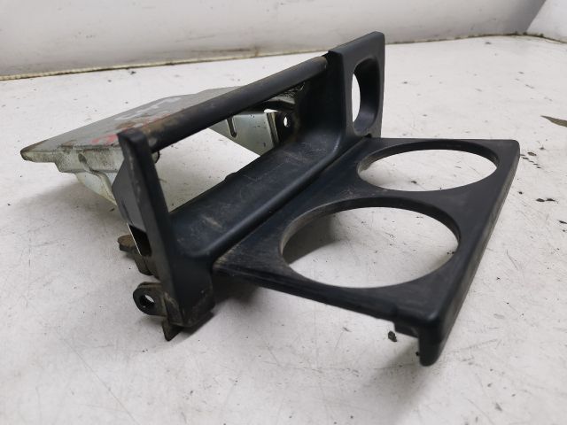 bontott SUZUKI SWIFT II Pohártartó