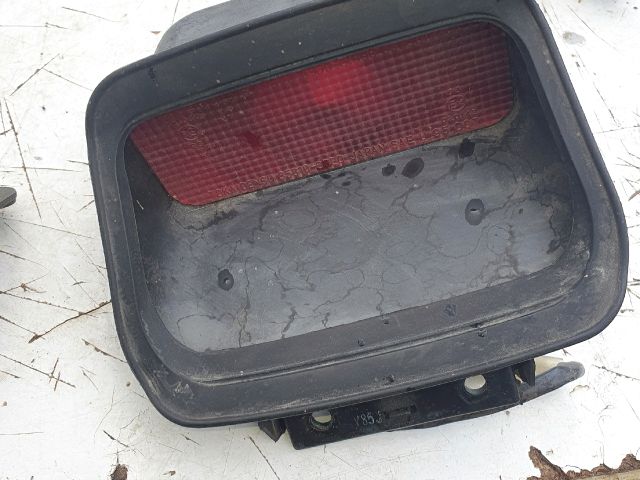 bontott SUZUKI SWIFT II Pótféklámpa