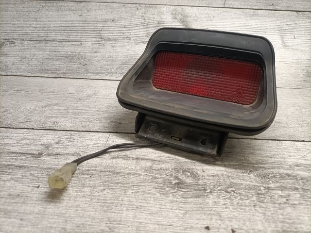 bontott SUZUKI SWIFT II Pótféklámpa