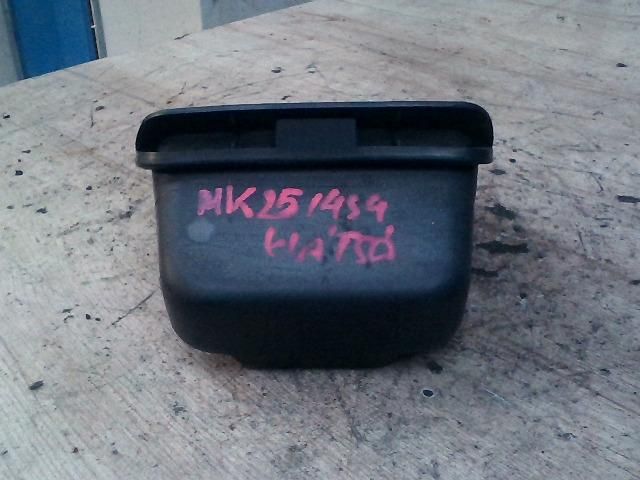 bontott SUZUKI SWIFT II Pótféklámpa