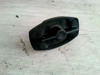 bontott SUZUKI SWIFT II Pótkerék Rögzítő