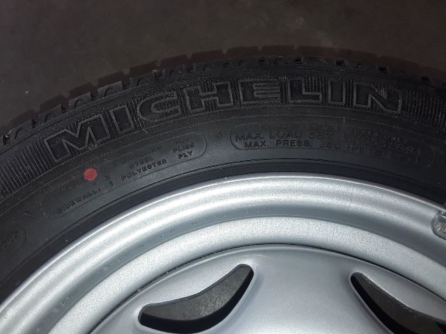 bontott SUZUKI SWIFT II Pótkerék